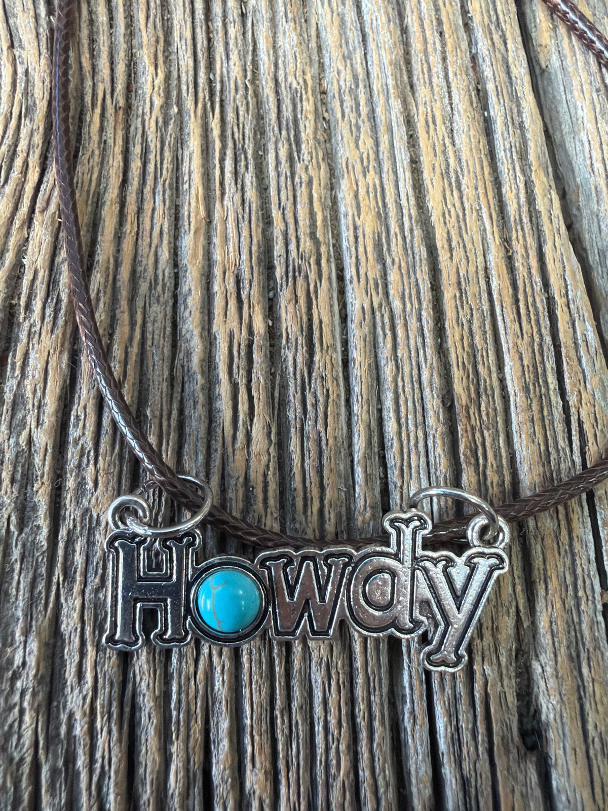 Handmade leather necklace with earrings