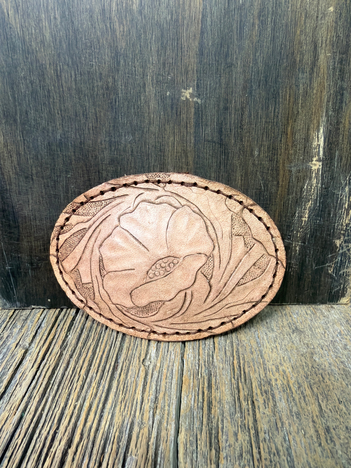 Leather tooled belt buckle ￼