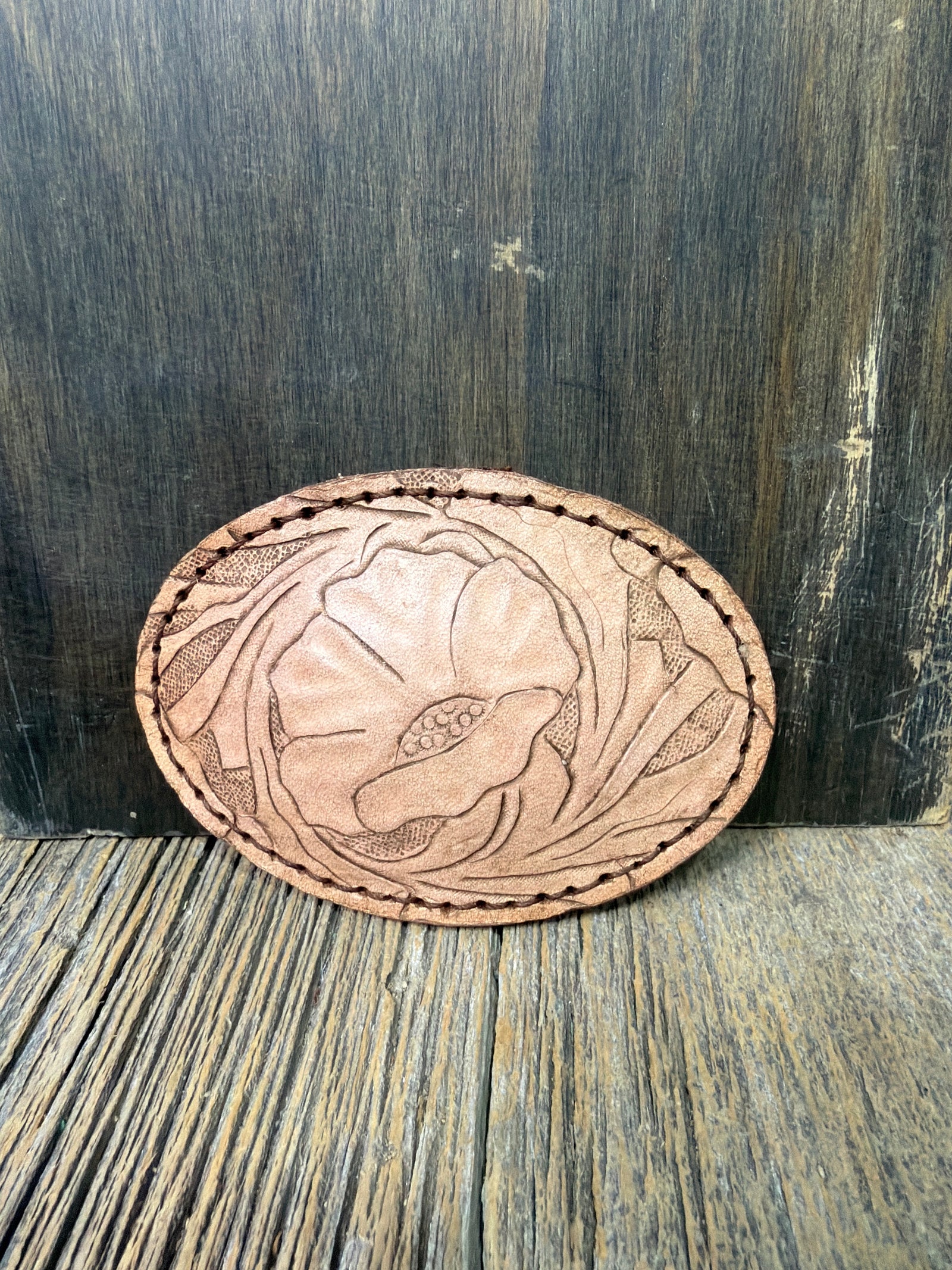 Leather tooled belt buckle ￼