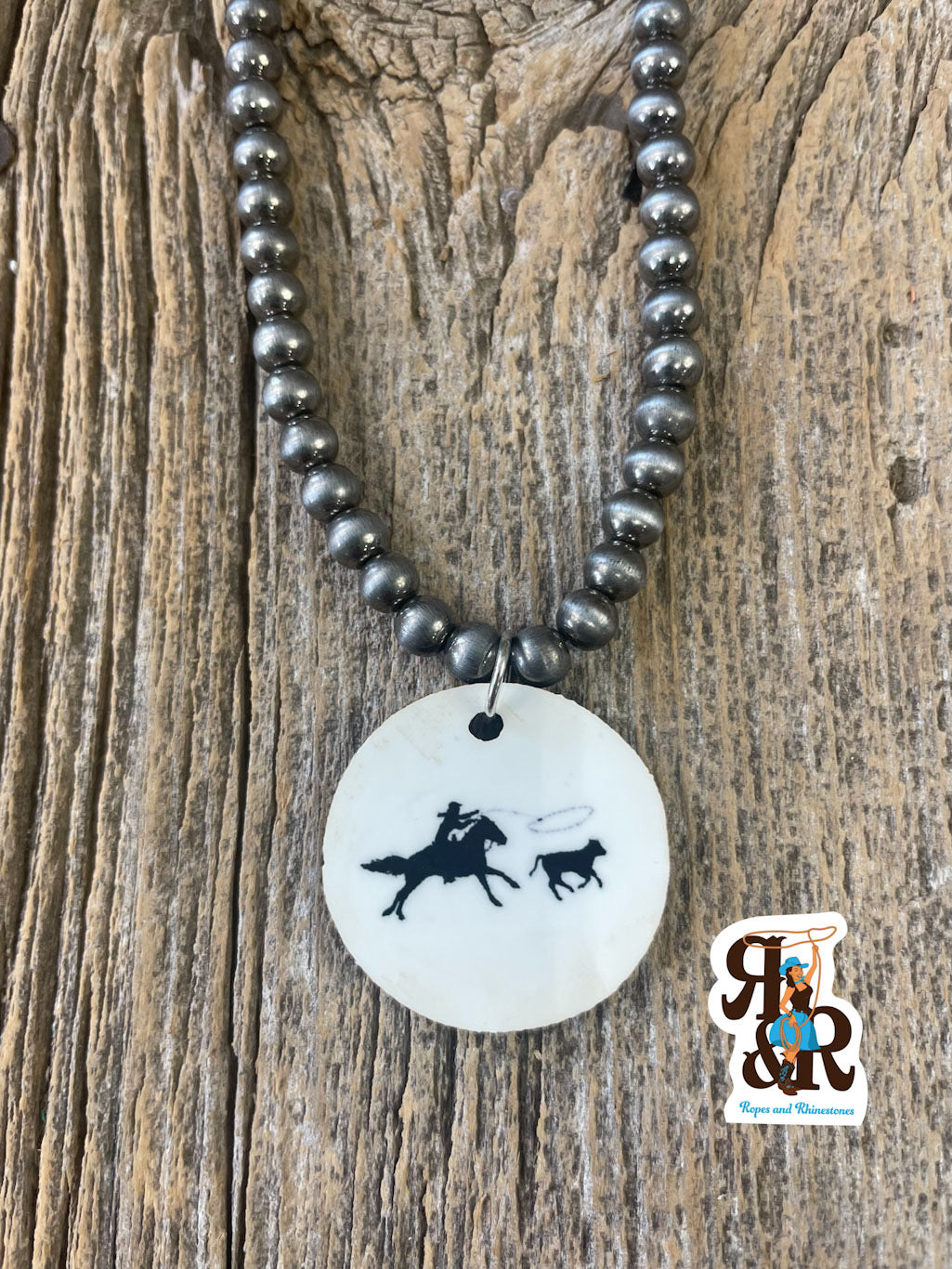 Breakaway Roper Western Pearl Necklace