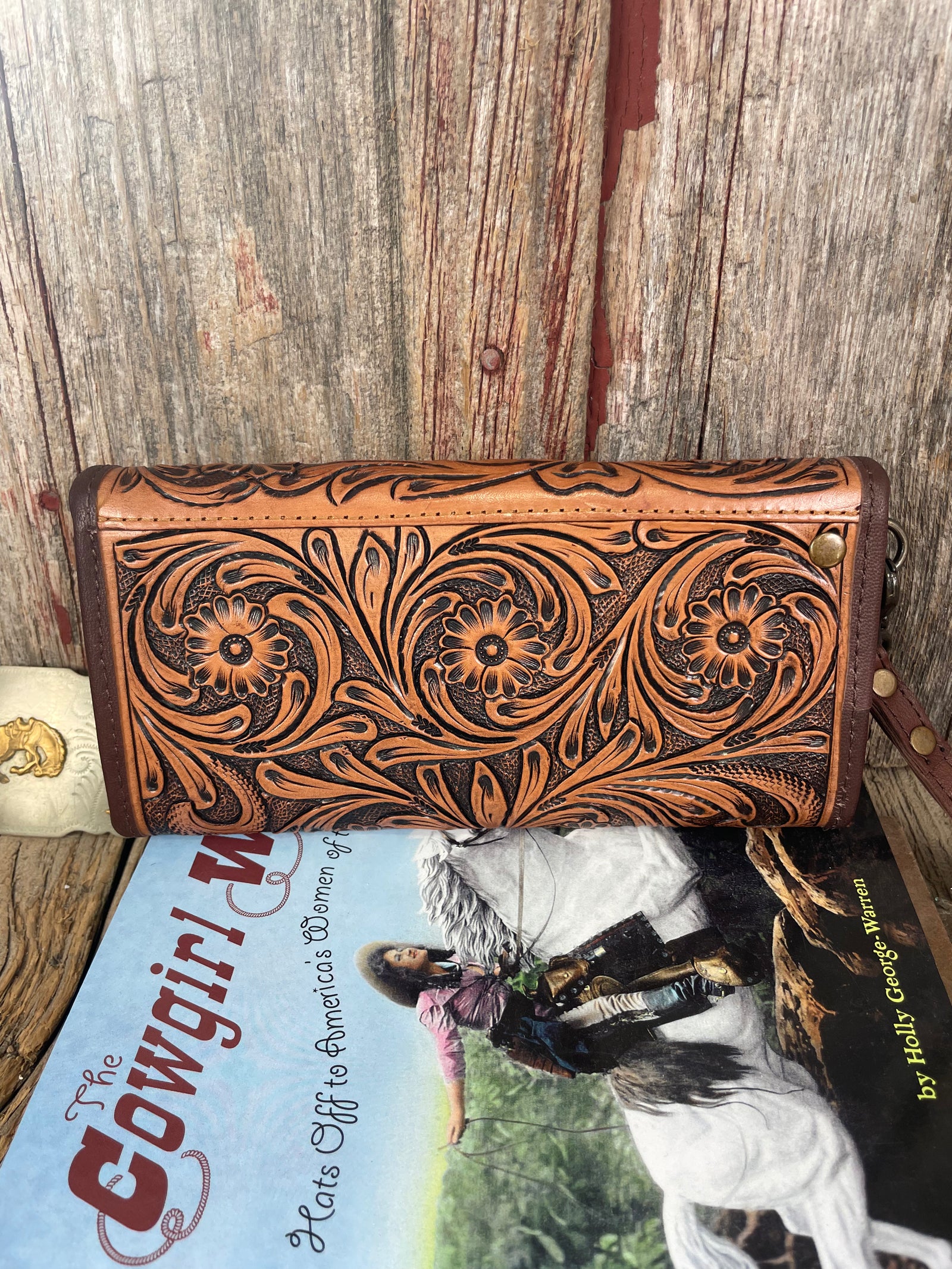 Tooled Leather Buckstitch Tri Fold Wallet