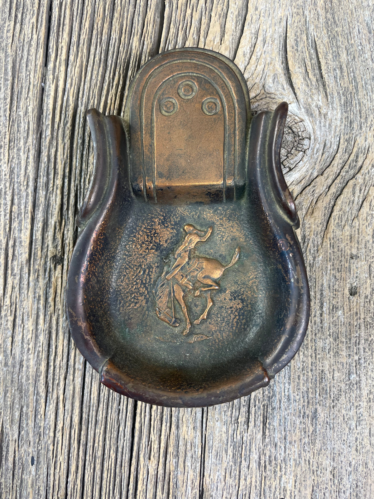 Bucking Bronc Stirrup Tray