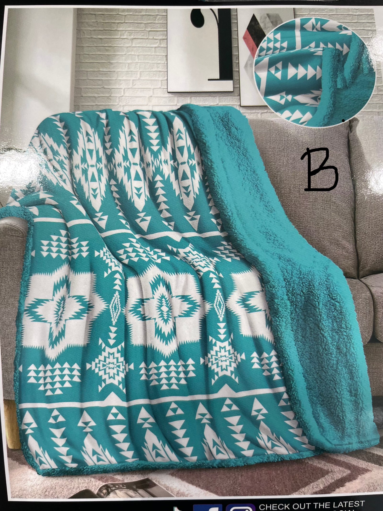 Western Print Plush & Sherpa Queen Throw Blanket