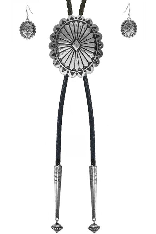 Concho Bolo Necklace Set