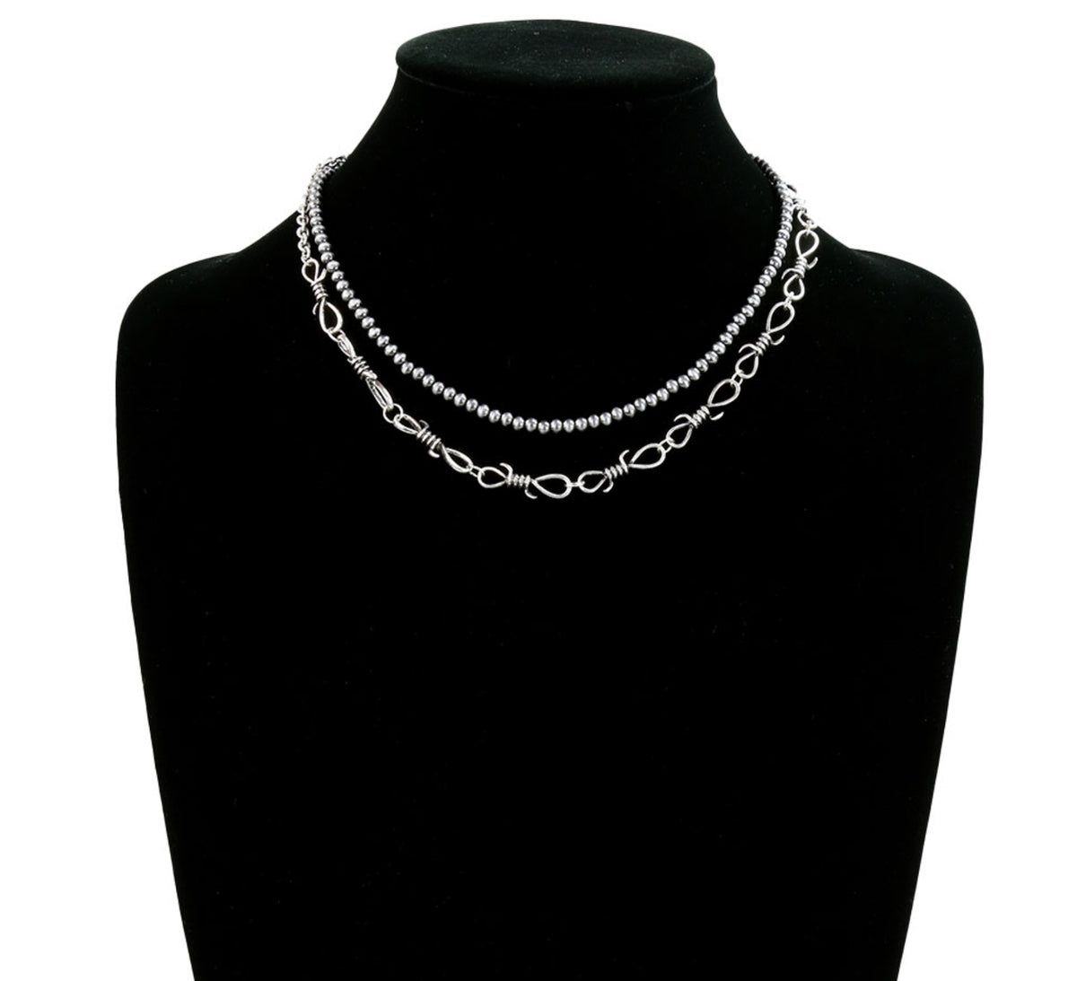 Barbwire &amp; Western Pearl Necklace