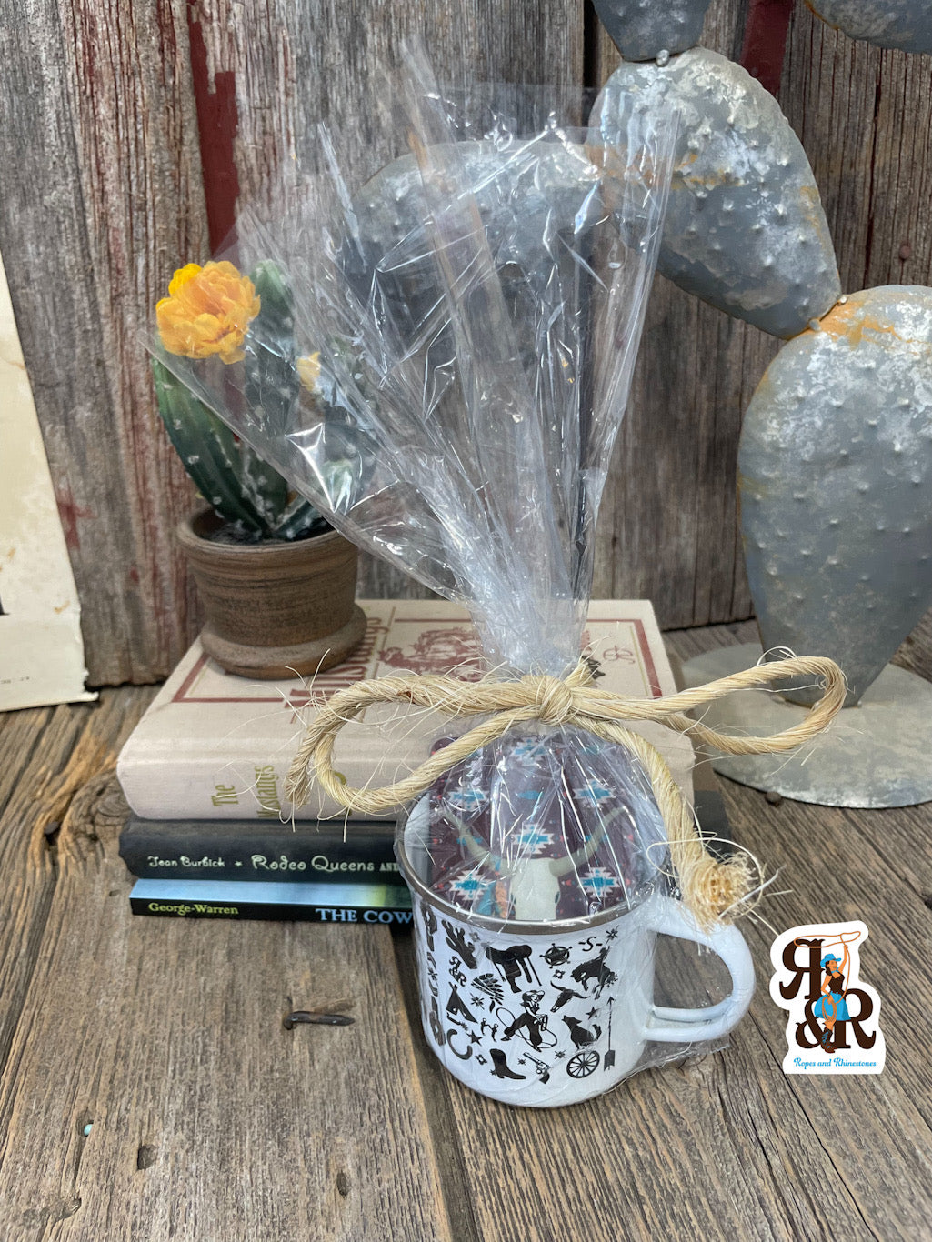 Ropes and Rhinestones Gift Cup