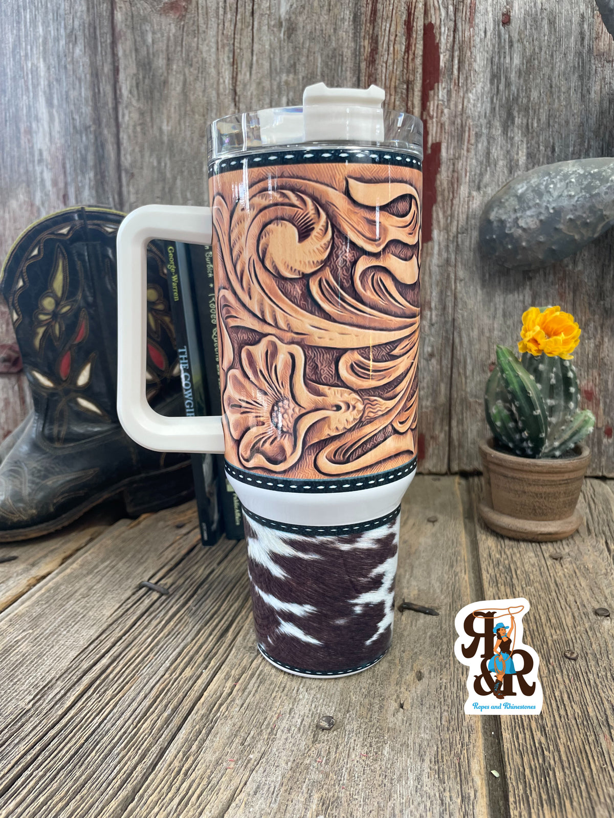 Tooled Leather &amp; Cowhide Print 40 oz cup