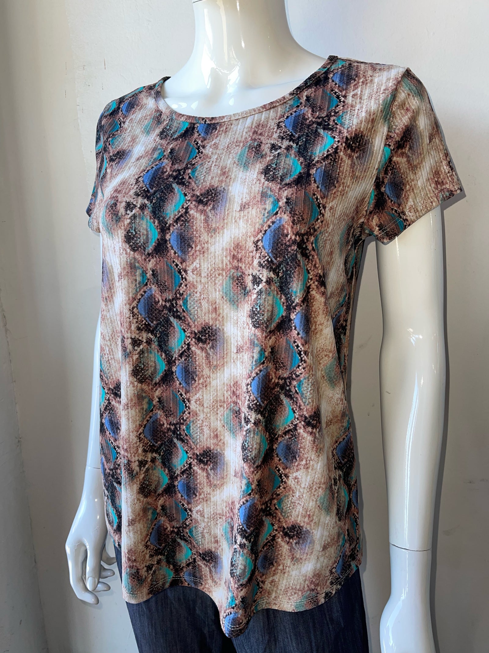 Turquoise Snake Print Short Sleeve Top