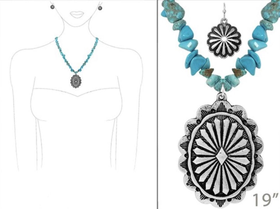 Western Chip Bead Necklace Set Concho