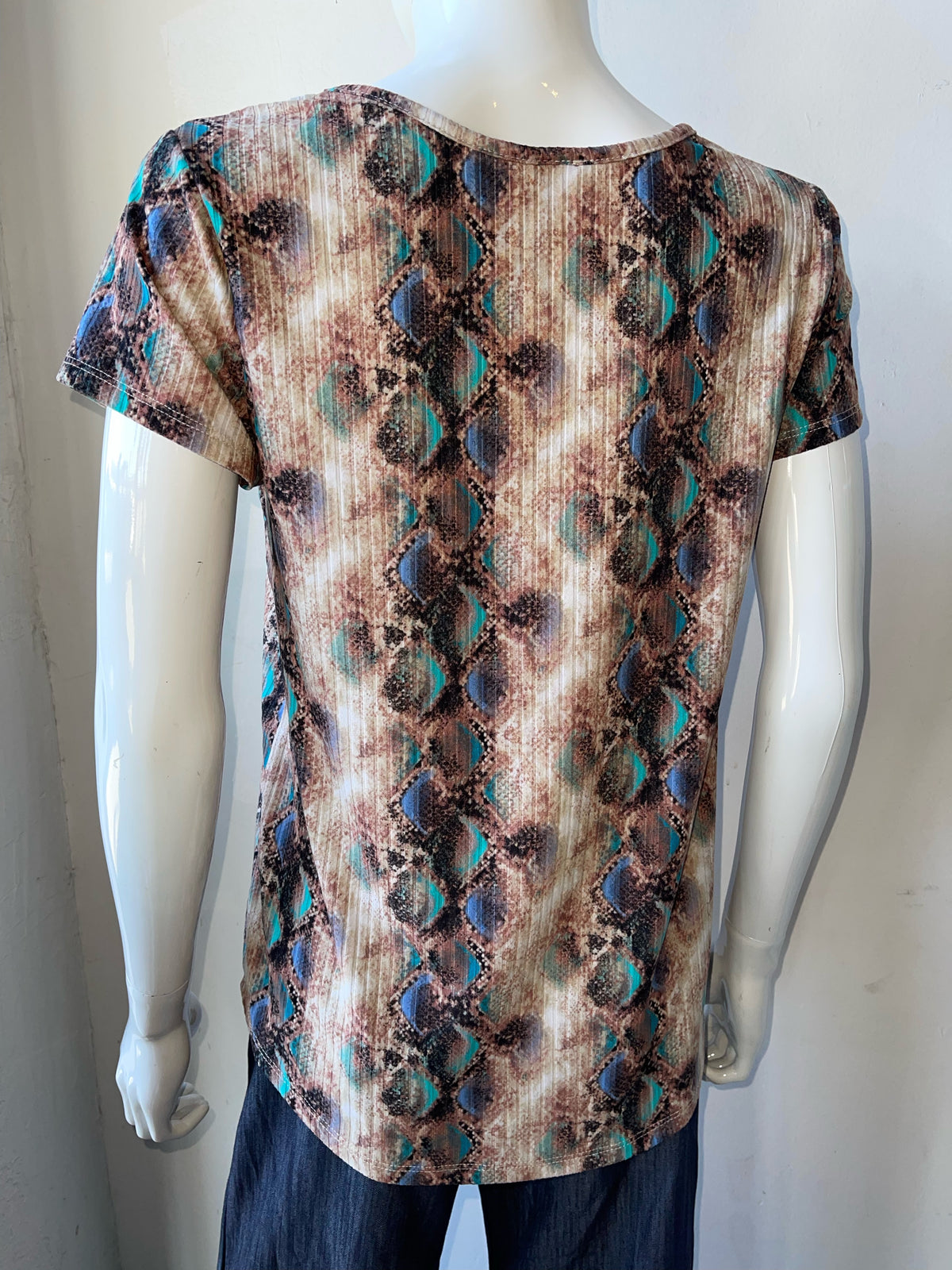 Turquoise Snake Print Short Sleeve Top