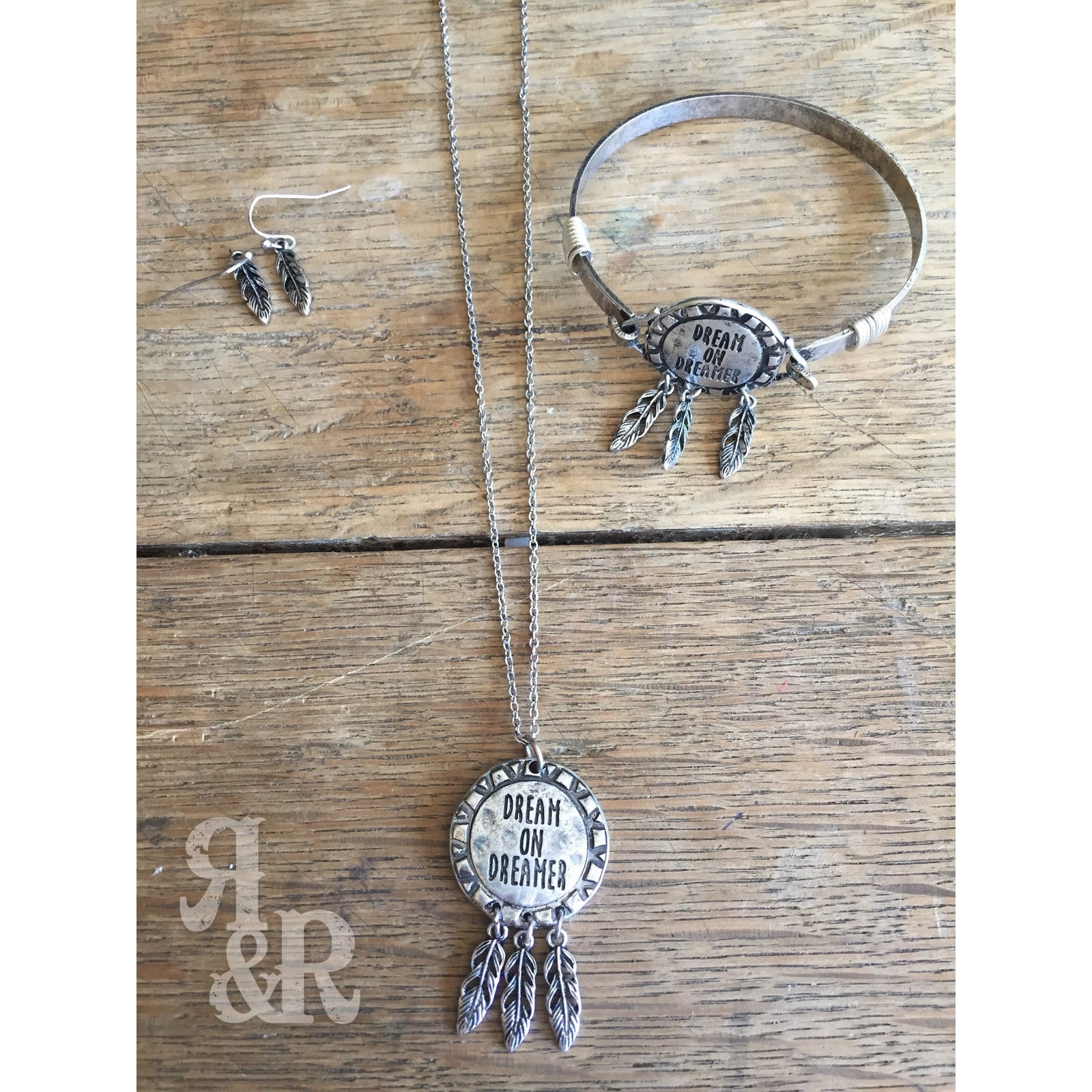 Dream On Dreamer Necklace - Ropes and Rhinestones