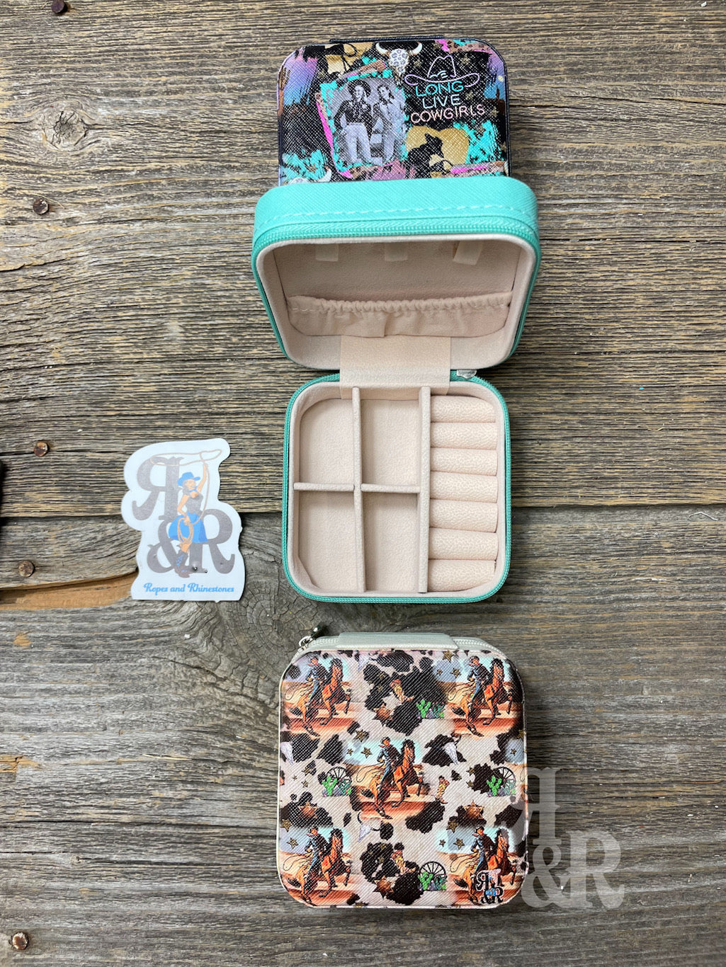 Western Style Jewelry Box with White Buck Stitch / Travel Jewelry Box –  Spur Crazy Designs