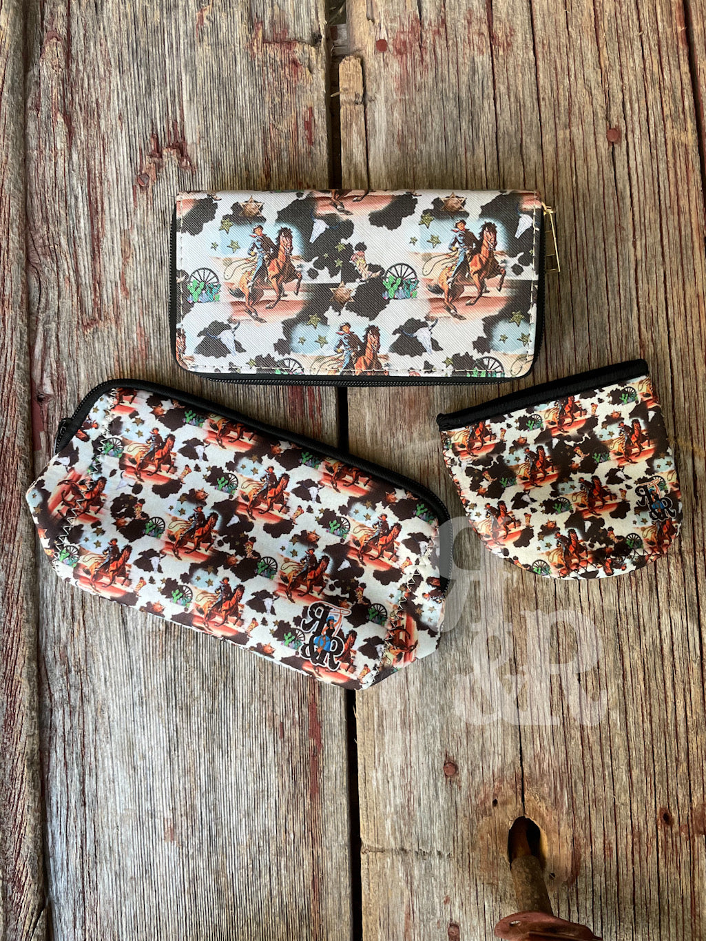 Cowhide Round Up Double Zip Wallet